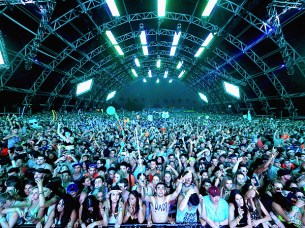 coachella-crowd-600
